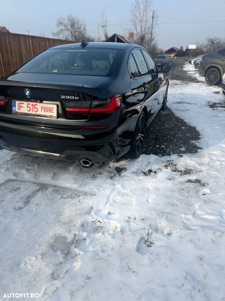 BMW Seria 3 330e Aut. M Sport - 20