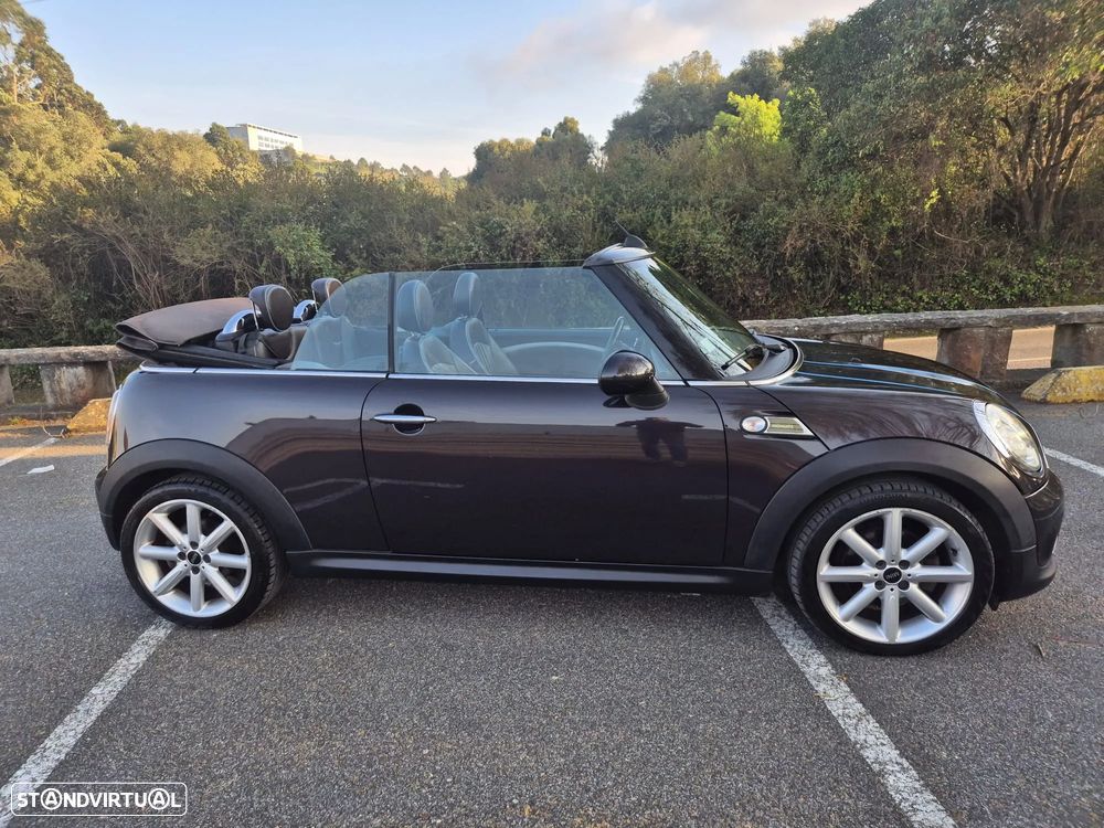 MINI Cabrio Cooper Highgate - 11