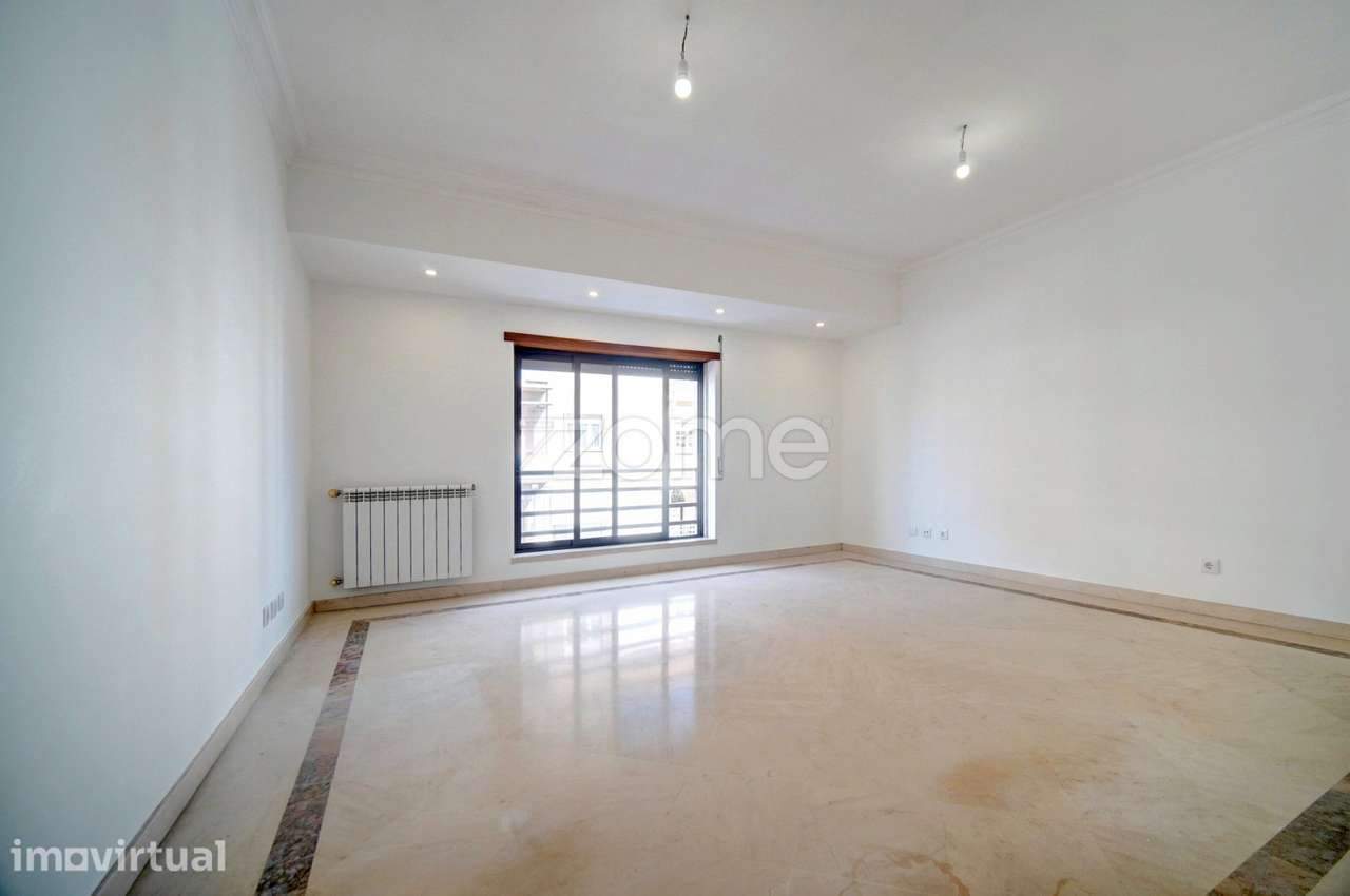 Apartamento T3 no centro de Torres Vedras - Grande imagem: 4/30