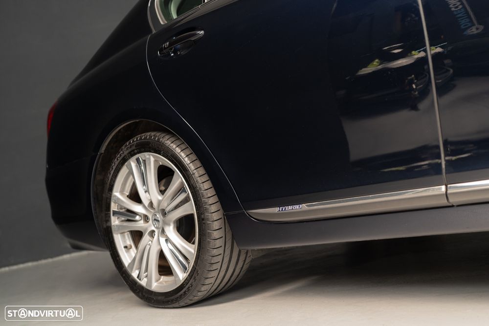 Lexus GS 450h - 34