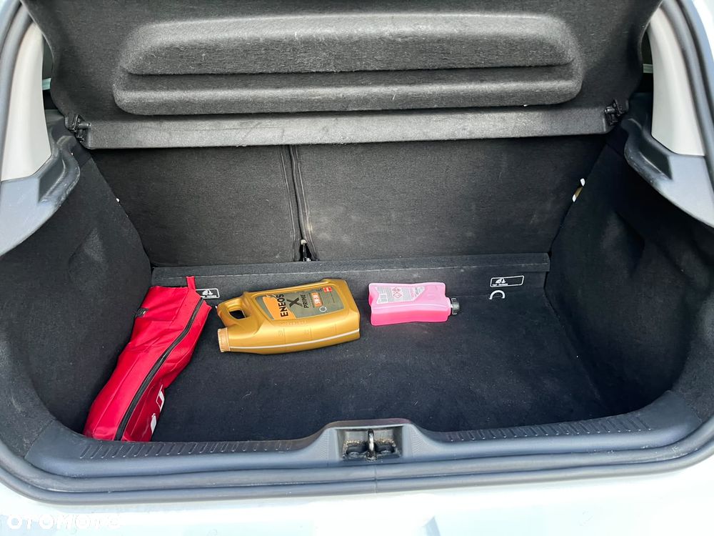 Renault Clio - 27