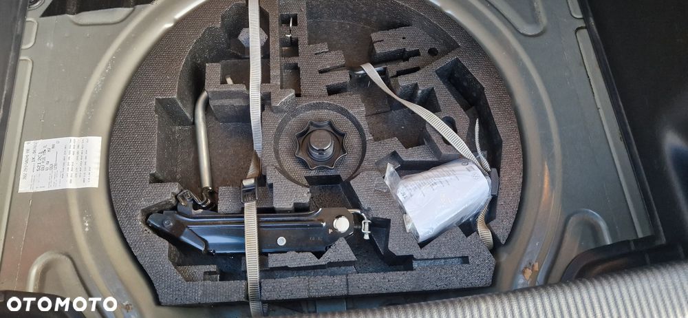 Volkswagen Golf Plus 1.2 TSI MATCH - 21