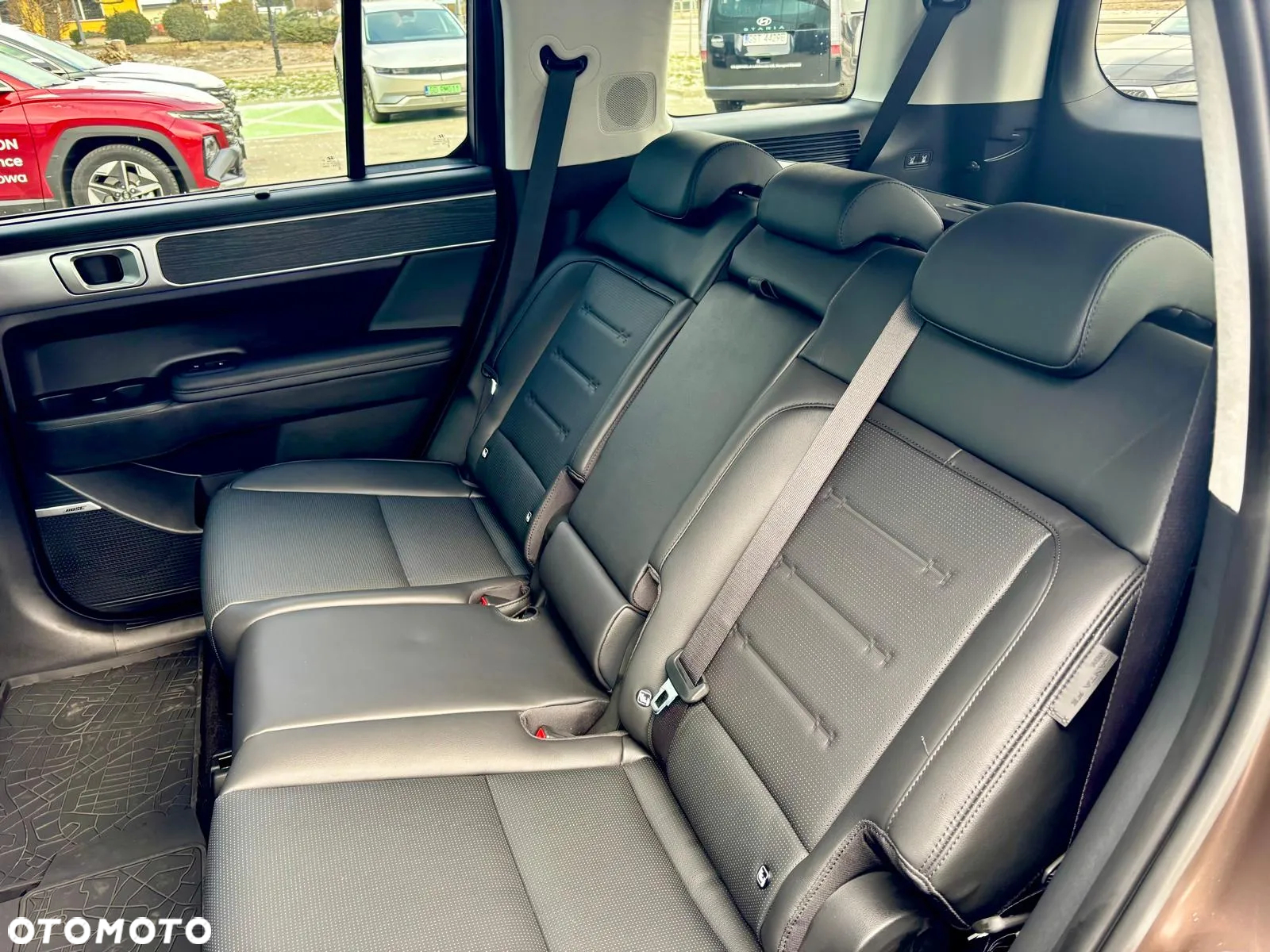 Hyundai Santa Fe ver-1-6-t--gdi-hev-platinum-4wd - 13