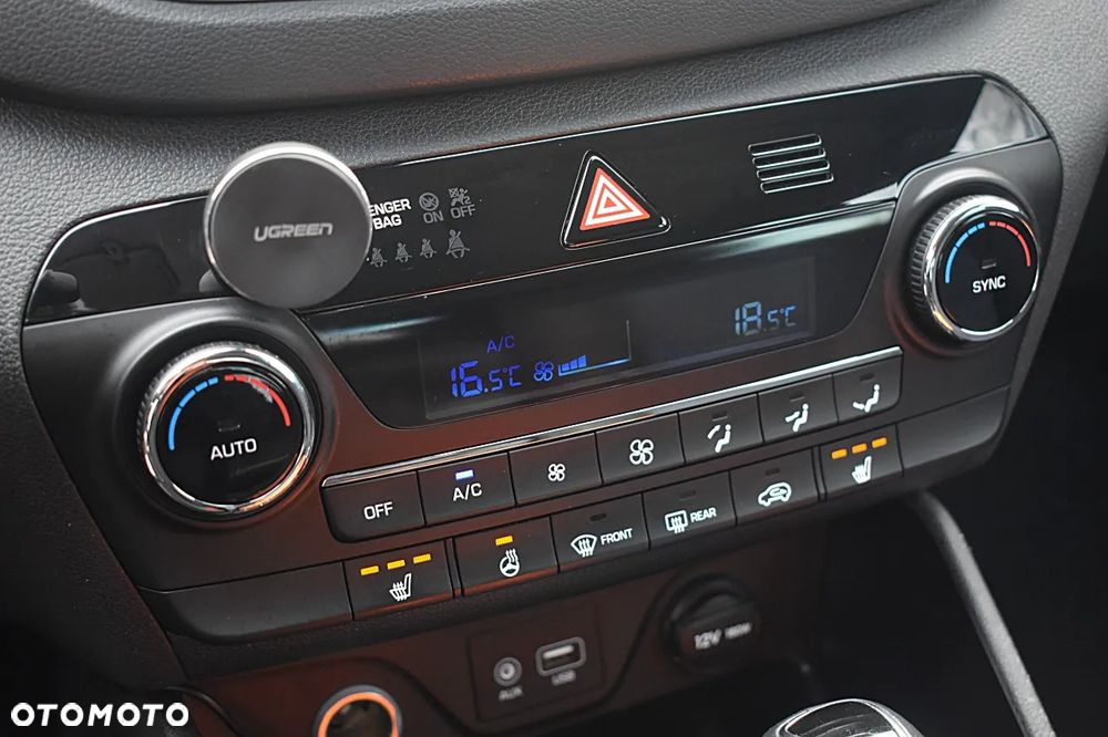 Hyundai Tucson blue 1.7 CRDi 2WD DCT Trend - 25