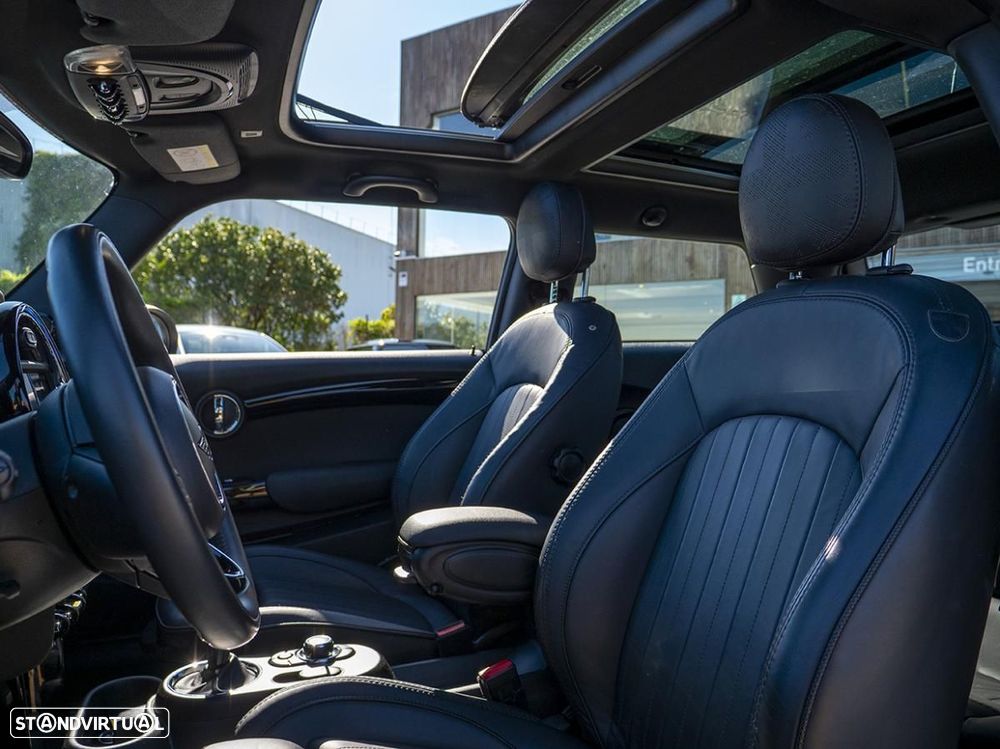 MINI 3 Portas Cooper SE Yours - 24