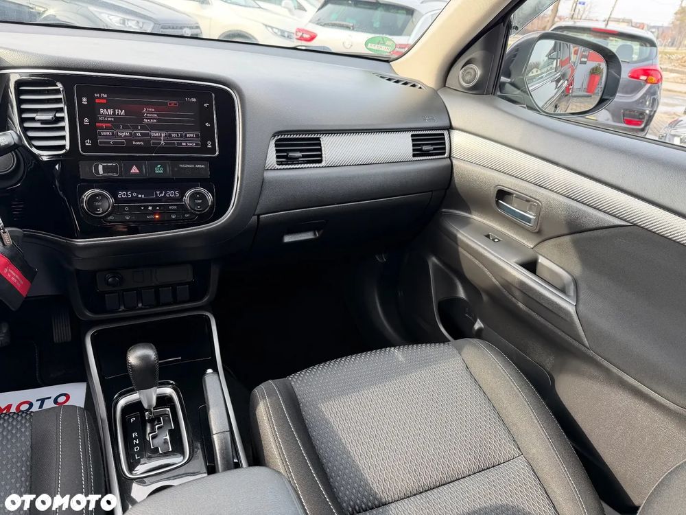 Mitsubishi Outlander 2.0 2WD CVT Active - 15