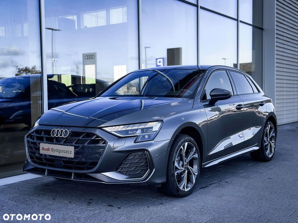 Audi A3 Sportback - 3