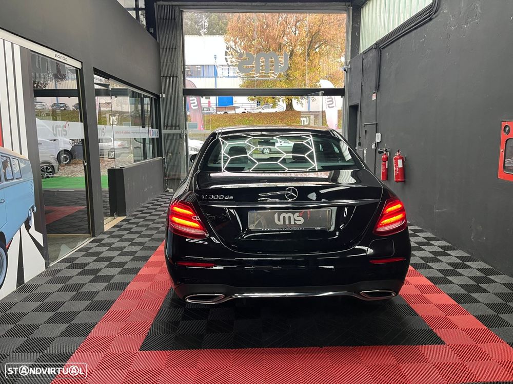 Mercedes-Benz E 300 de AMG Line - 5