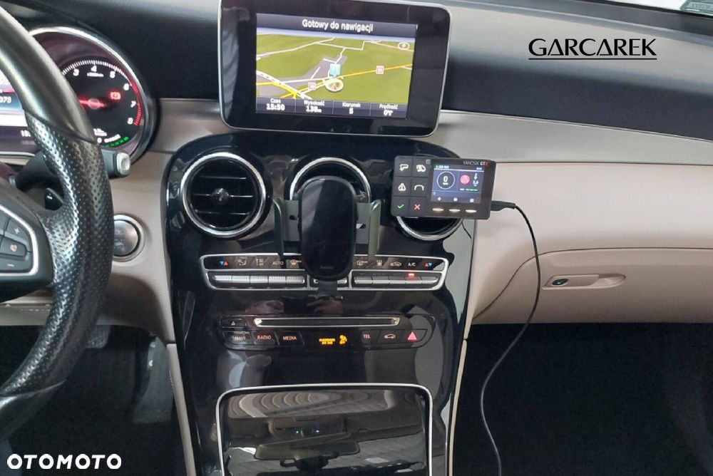 Mercedes-Benz GLC - 23