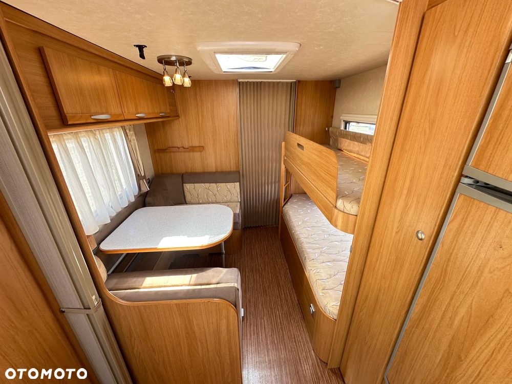 Adria CLASSICA 743 UT z Alde i nową markizą- 9 osobowa. - 25