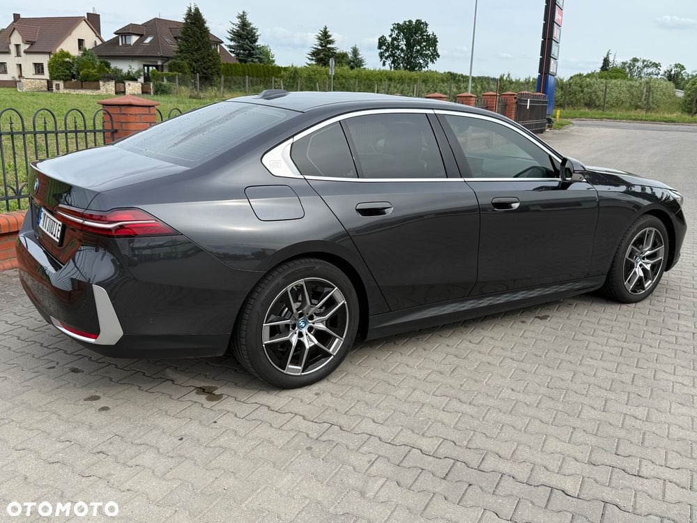 BMW Seria 5 530e - 7