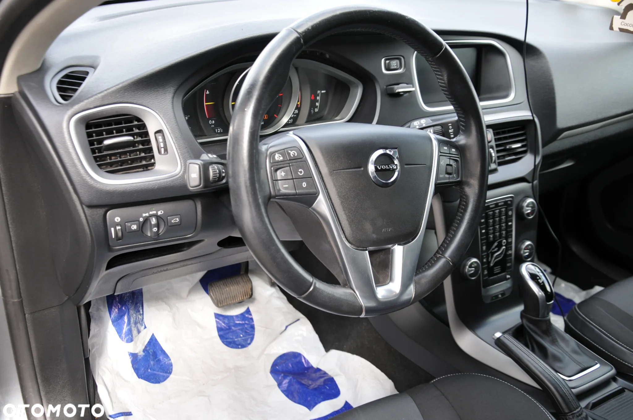 Volvo V40 D2 Drive-E Momentum - 16