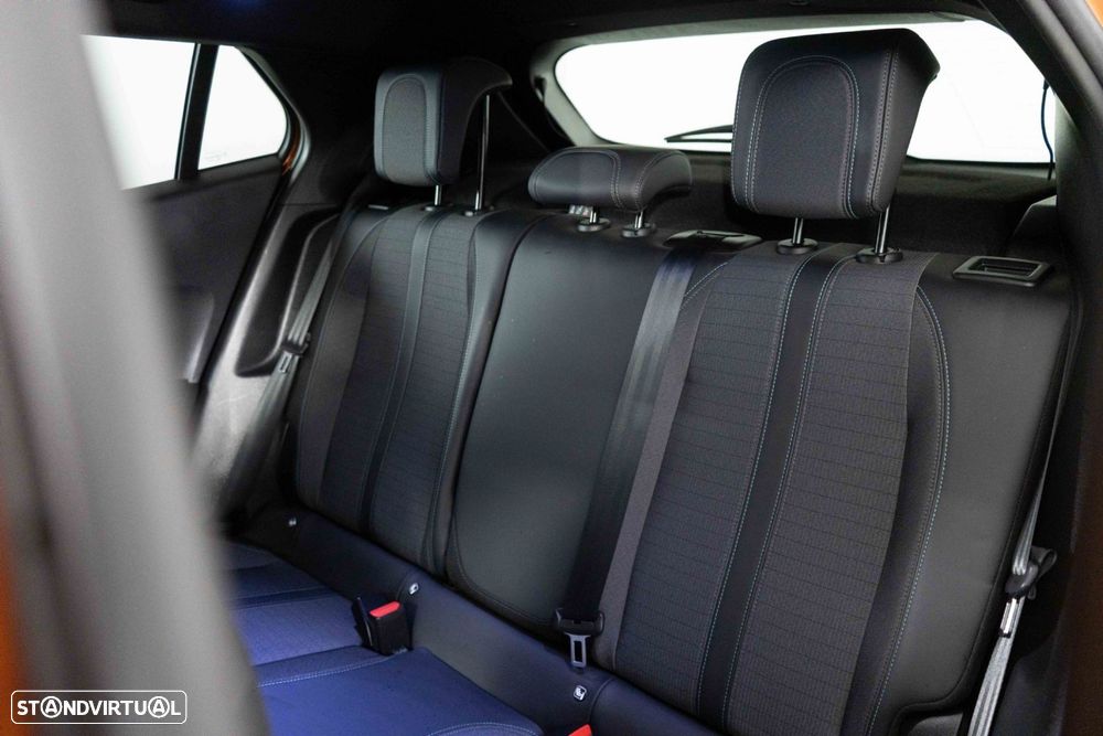 Peugeot 2008 1.2 PureTech Allure Pack - 9