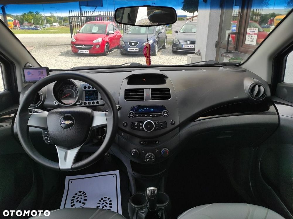 Chevrolet Spark - 12