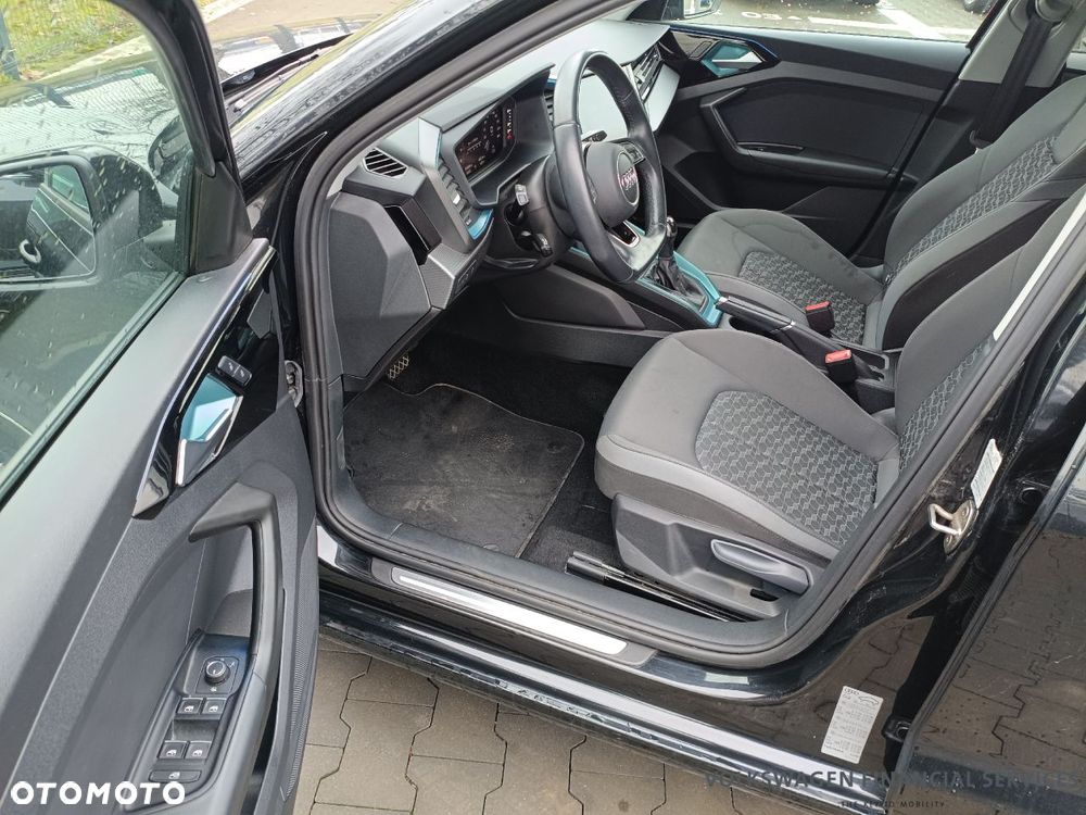 Audi A1 Sportback 35 TFSI Advanced S tronic - 7