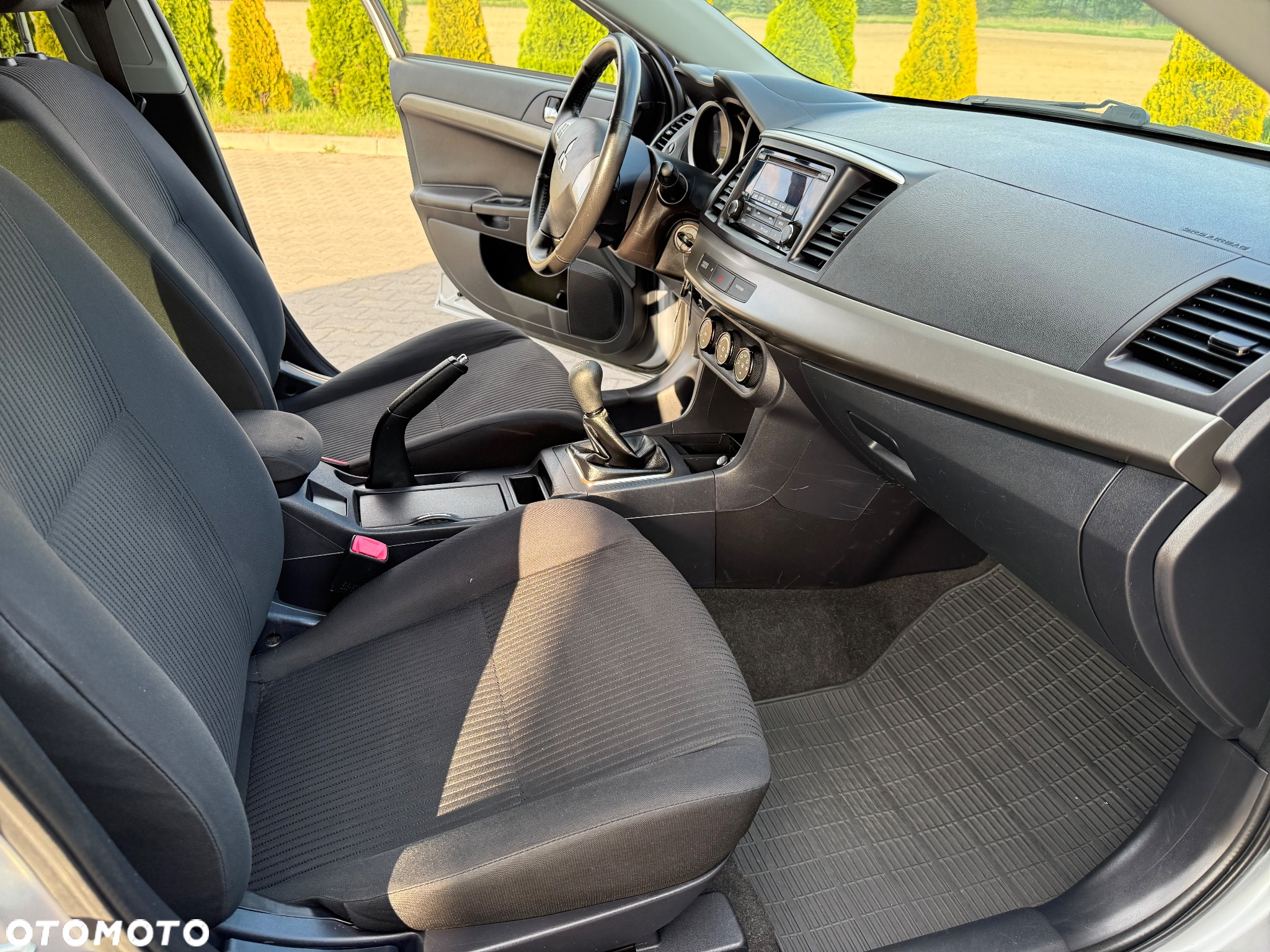 Mitsubishi Lancer 1.6 - 19