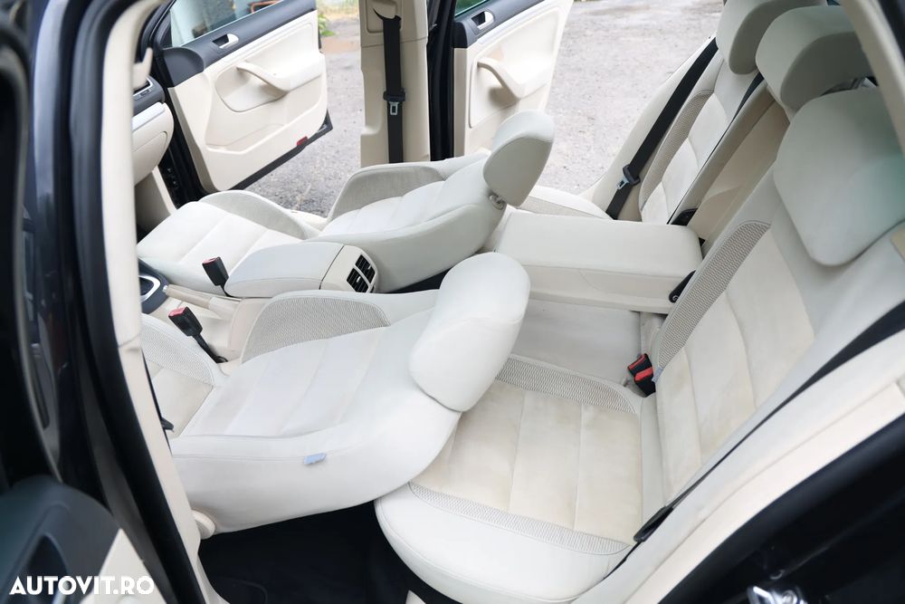 Volkswagen Golf 1.4 TSI Highline DSG - 10