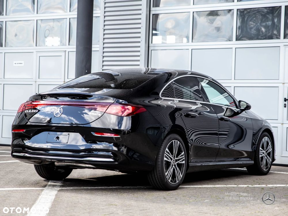 Mercedes-Benz CLA 220 mHEV 4-Matic 8G-DCT - 5