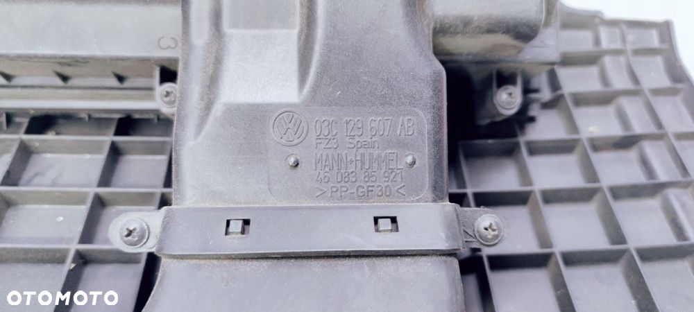 OBUDOWA FILTRA POKRYWA AUDI A3 8P 03C129607AB - 7