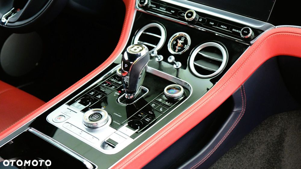 Bentley Continental GT - 14