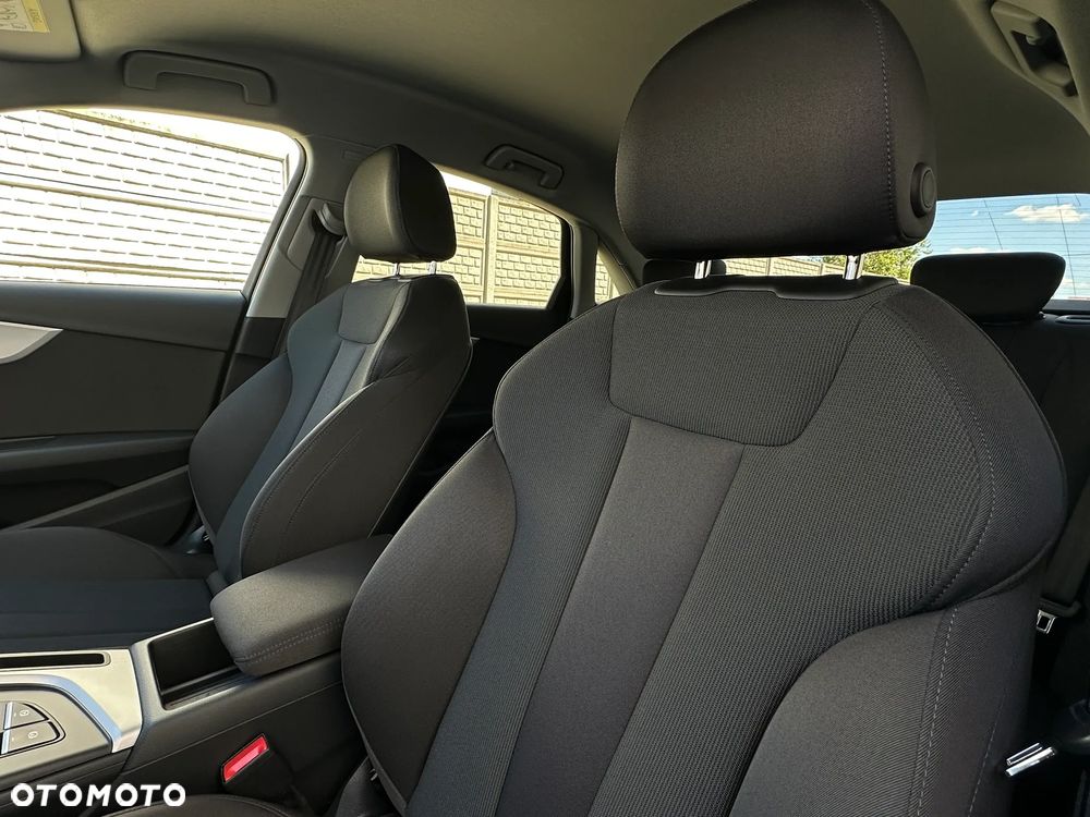 Audi A4 Limousine 35 TFSI S tronic S line - 19