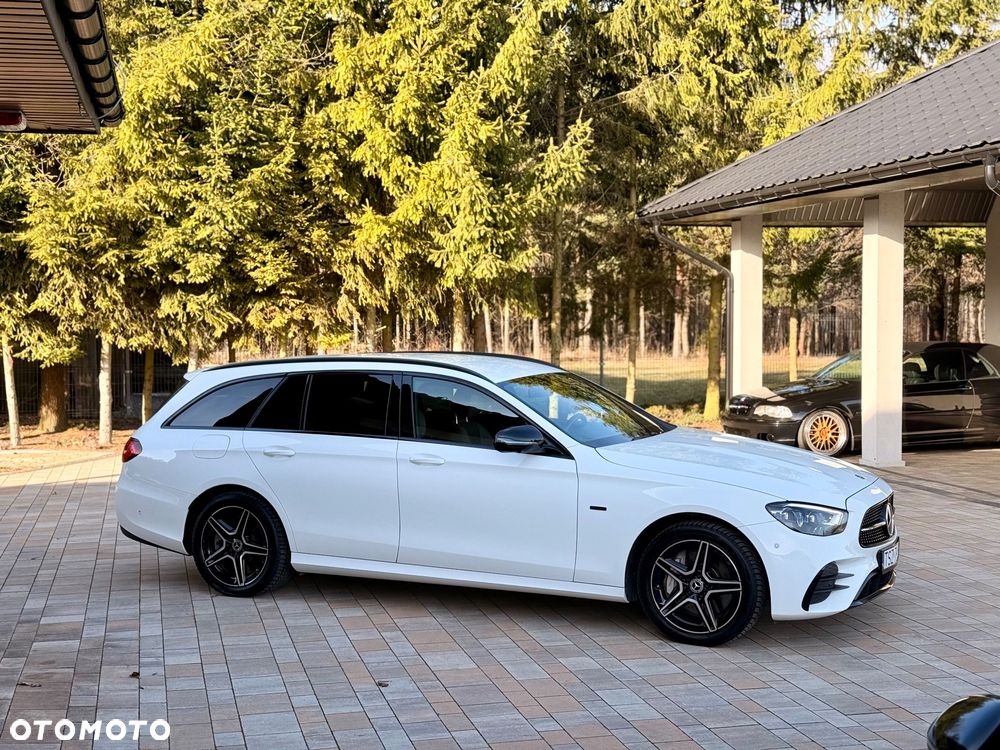 Mercedes-Benz Klasa E 300 de 9G-TRONIC - 12