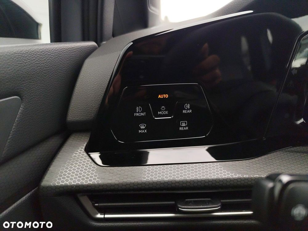 Volkswagen Golf 2.0 TSI GTI DSG - 21