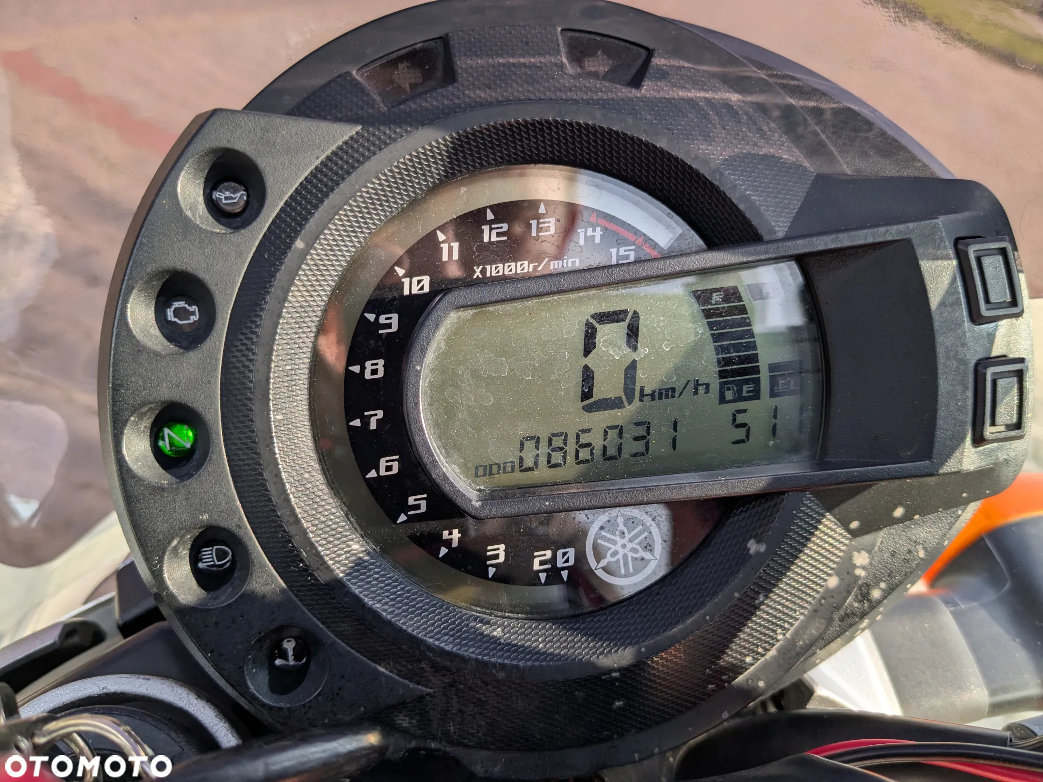 Yamaha FZ6 - 8