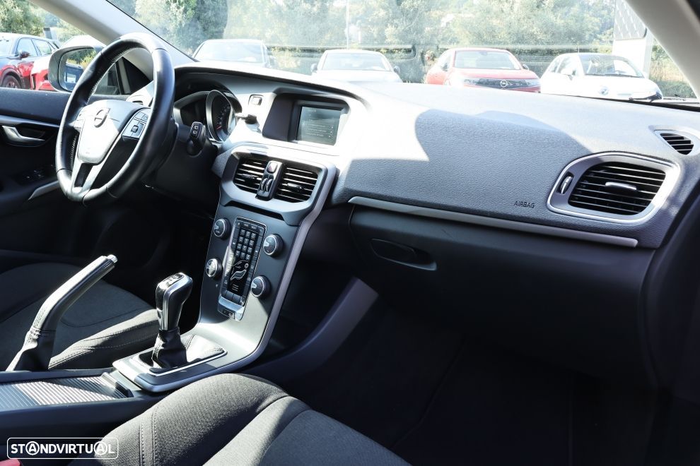 Volvo V40 2.0 D2 Kinetic Eco - 13