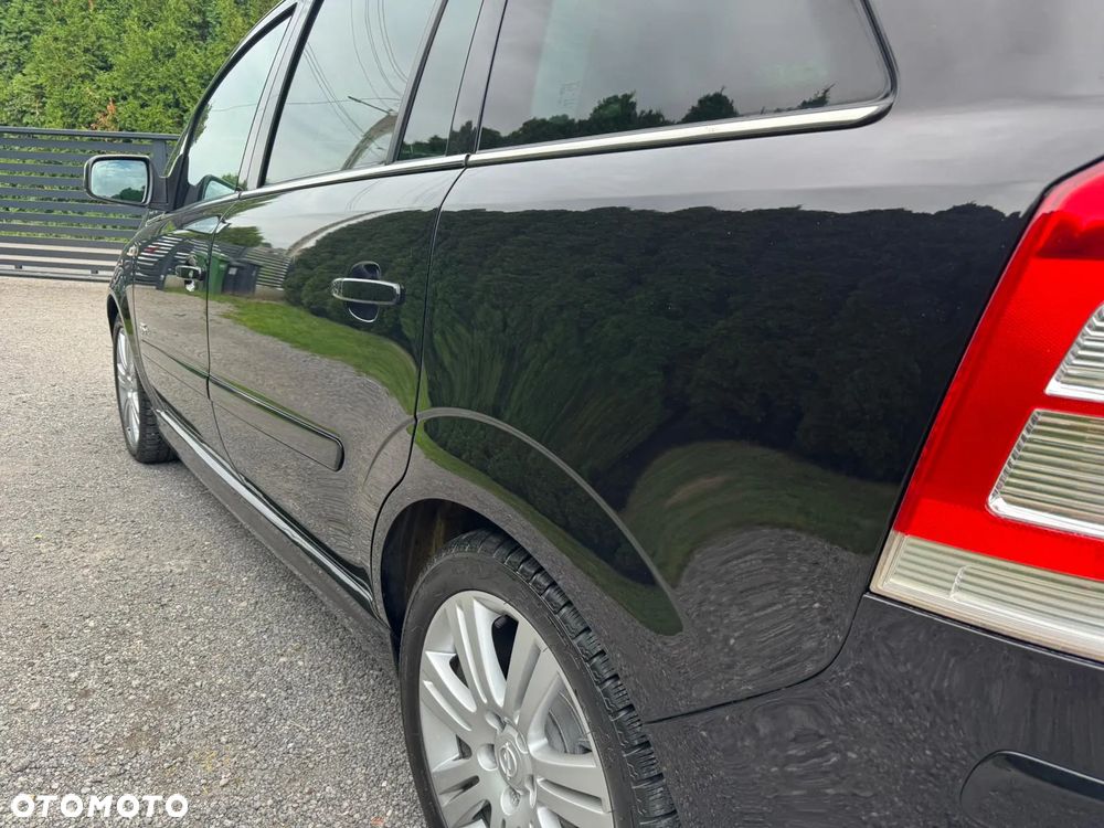Opel Zafira 1.8 Design Edition - 16