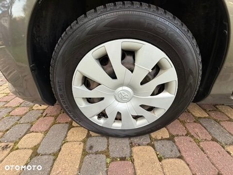 Toyota Yaris 1.5 Active - 10