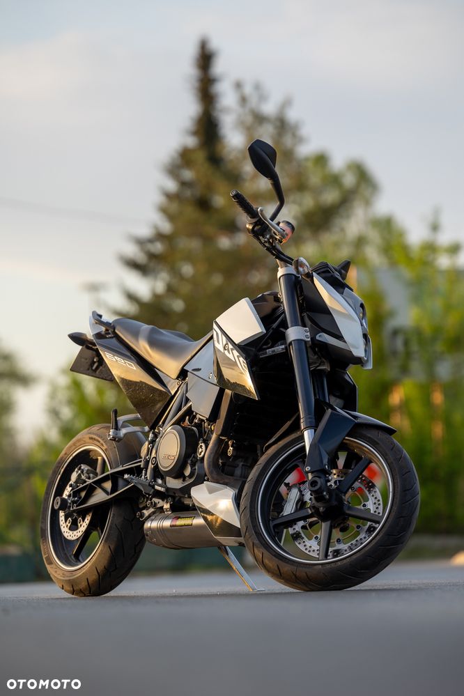 KTM Duke - 4