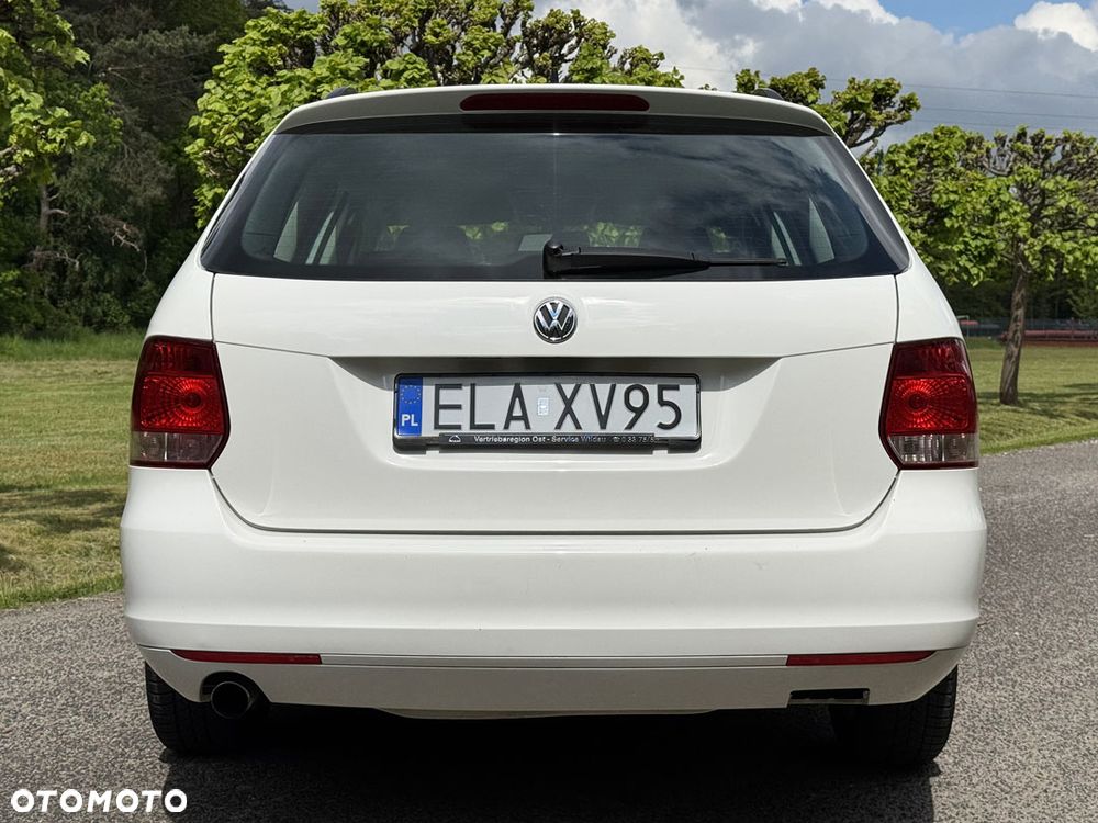Volkswagen Golf 1.6 TDI DPF BlueMotion - 13