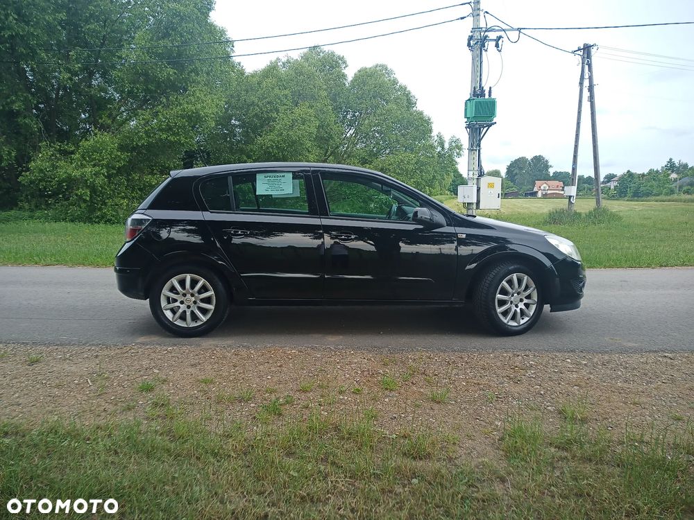 Opel Astra 1.6 - 8