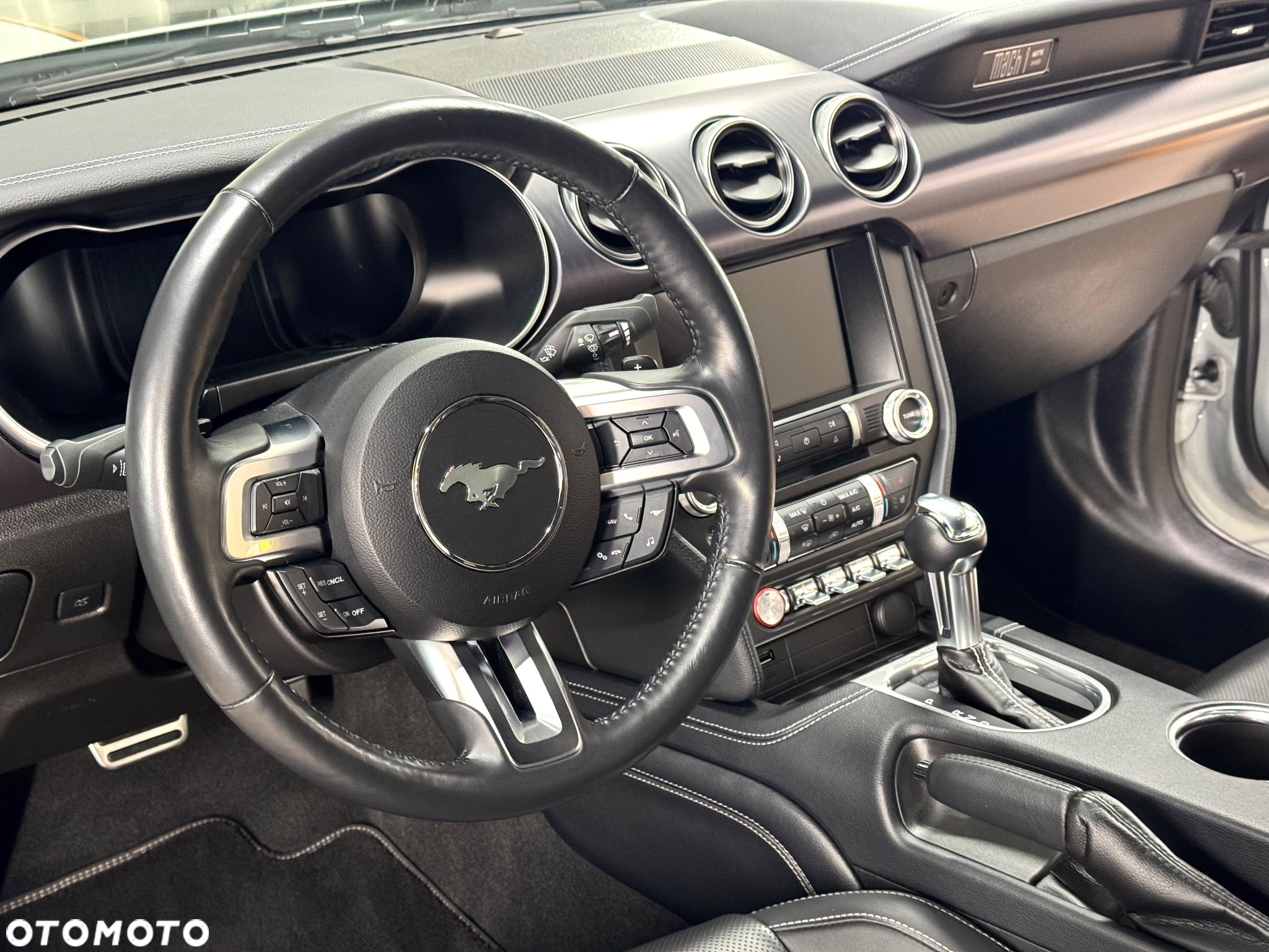 Ford Mustang 5.0 V8 Mach 1 - 23