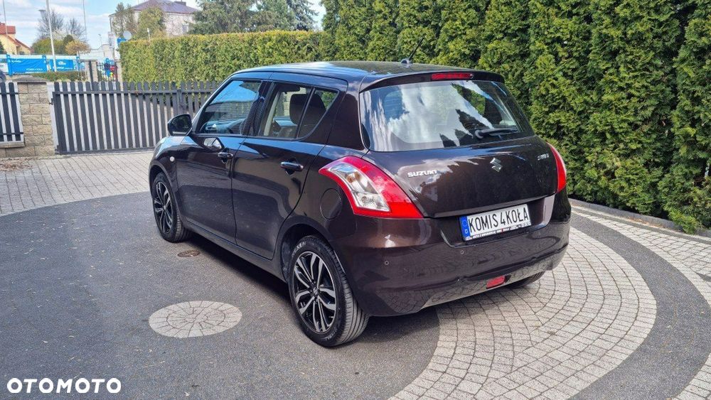 Suzuki Swift - 4