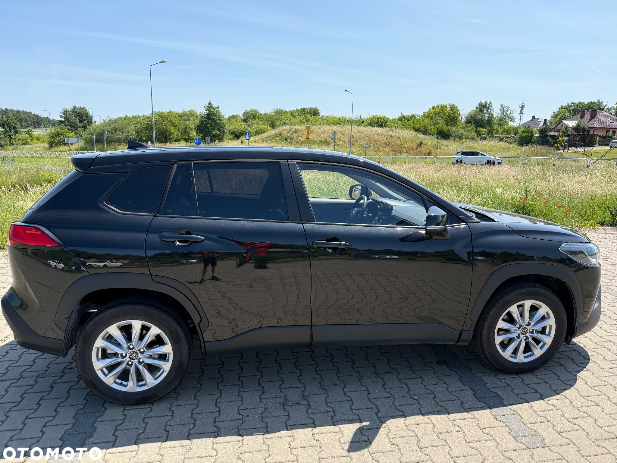 Toyota Corolla Cross - 10