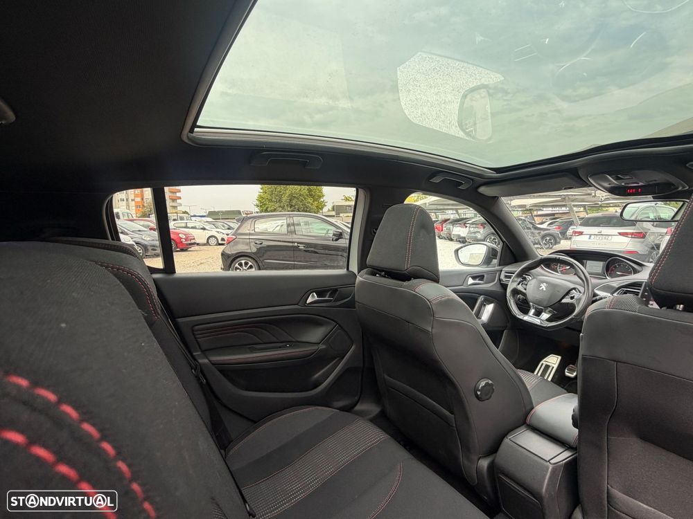 Peugeot 308 1.2 PureTech GT Line - 16