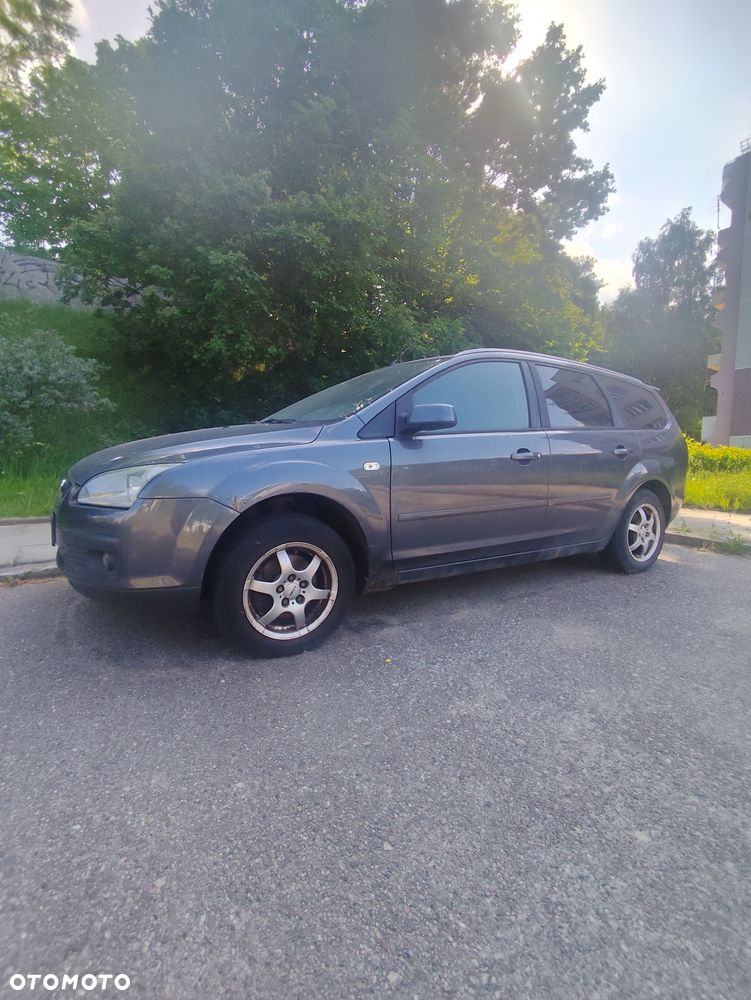 Ford Focus - 2