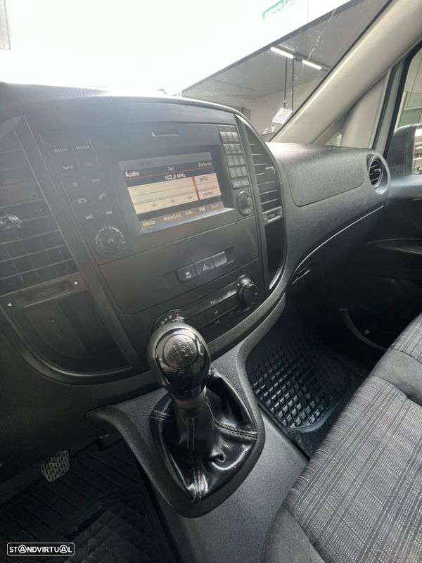 Mercedes-Benz Vito 114 Cdi Clima - 12