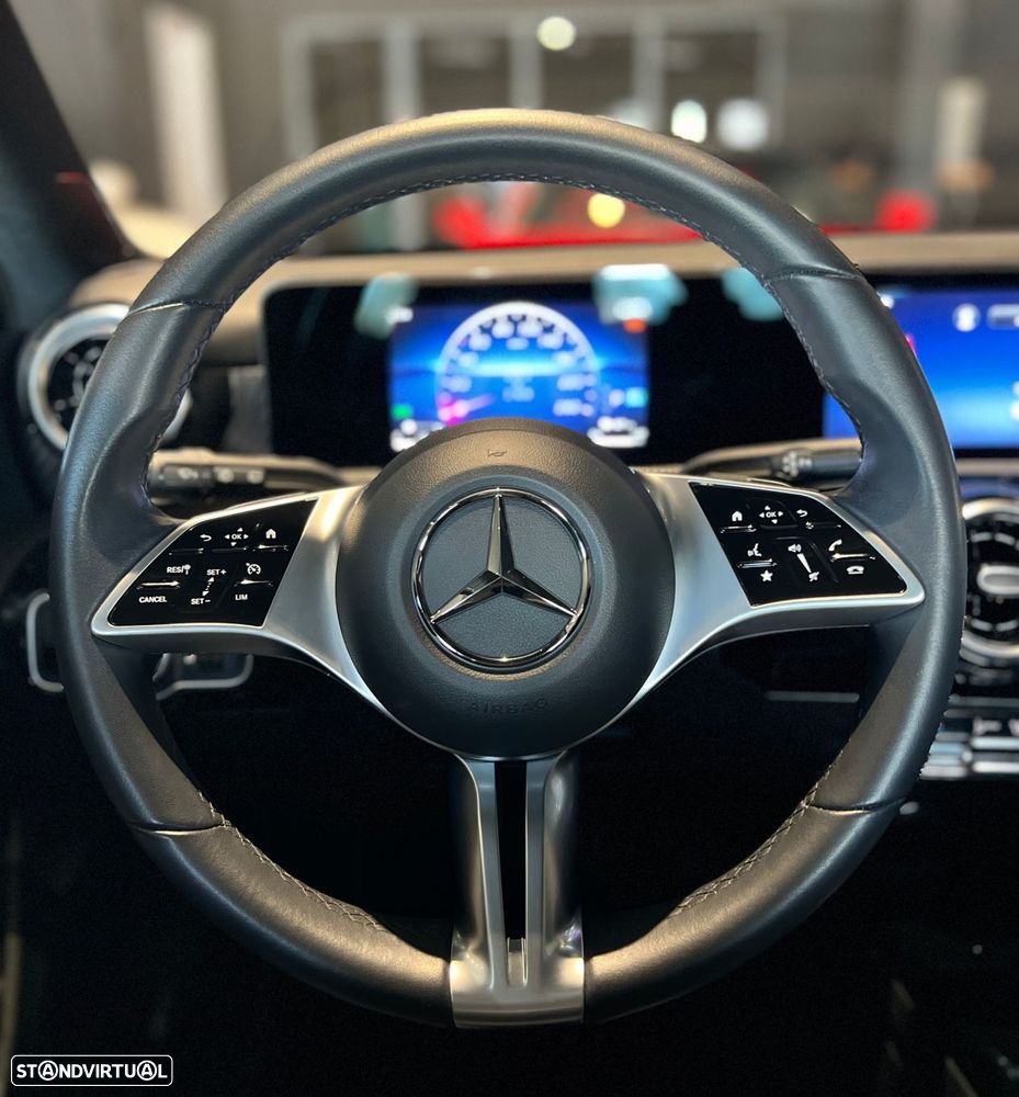 Mercedes-Benz A 250 e - 16