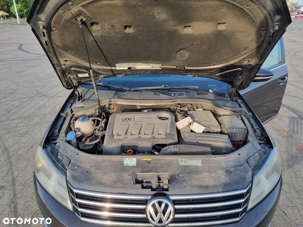 Volkswagen Passat 2.0 TDI Comfortline - 13