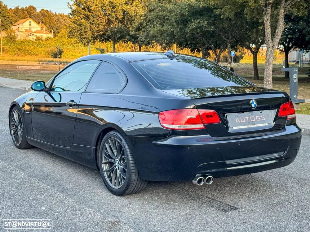 BMW 320 d Coupe - 8