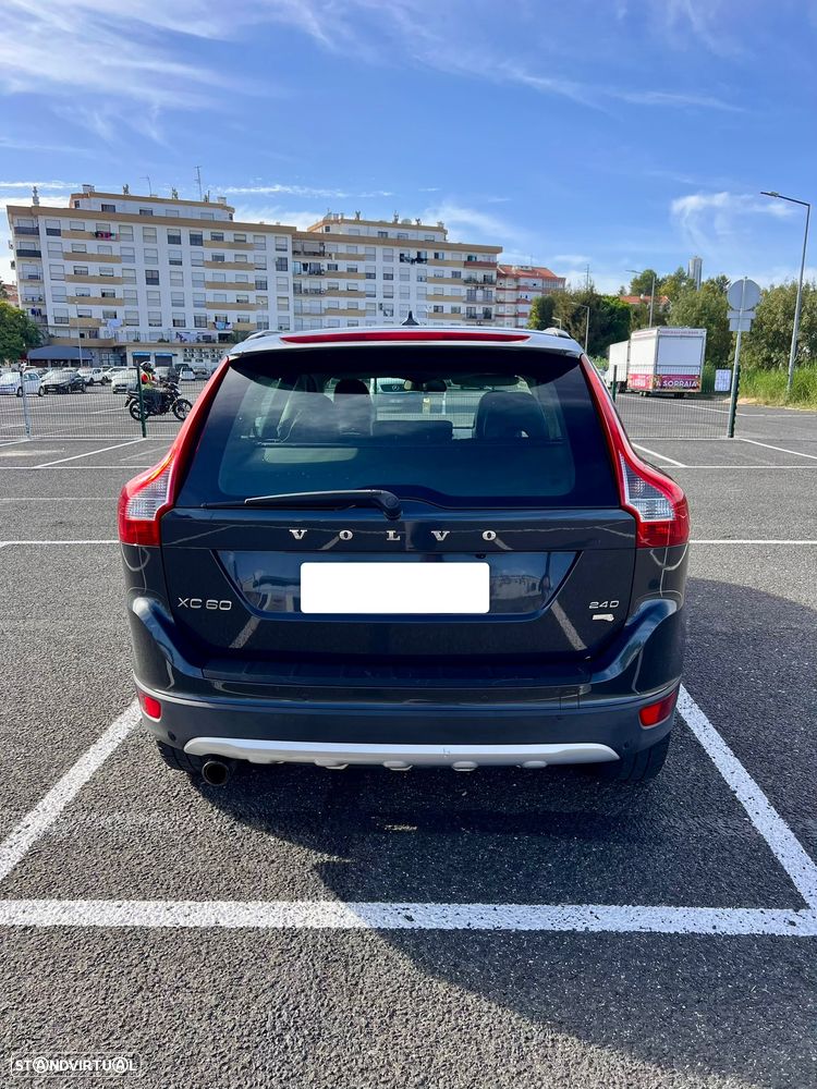 Volvo XC 60 2.4 D Drive Summum - 5