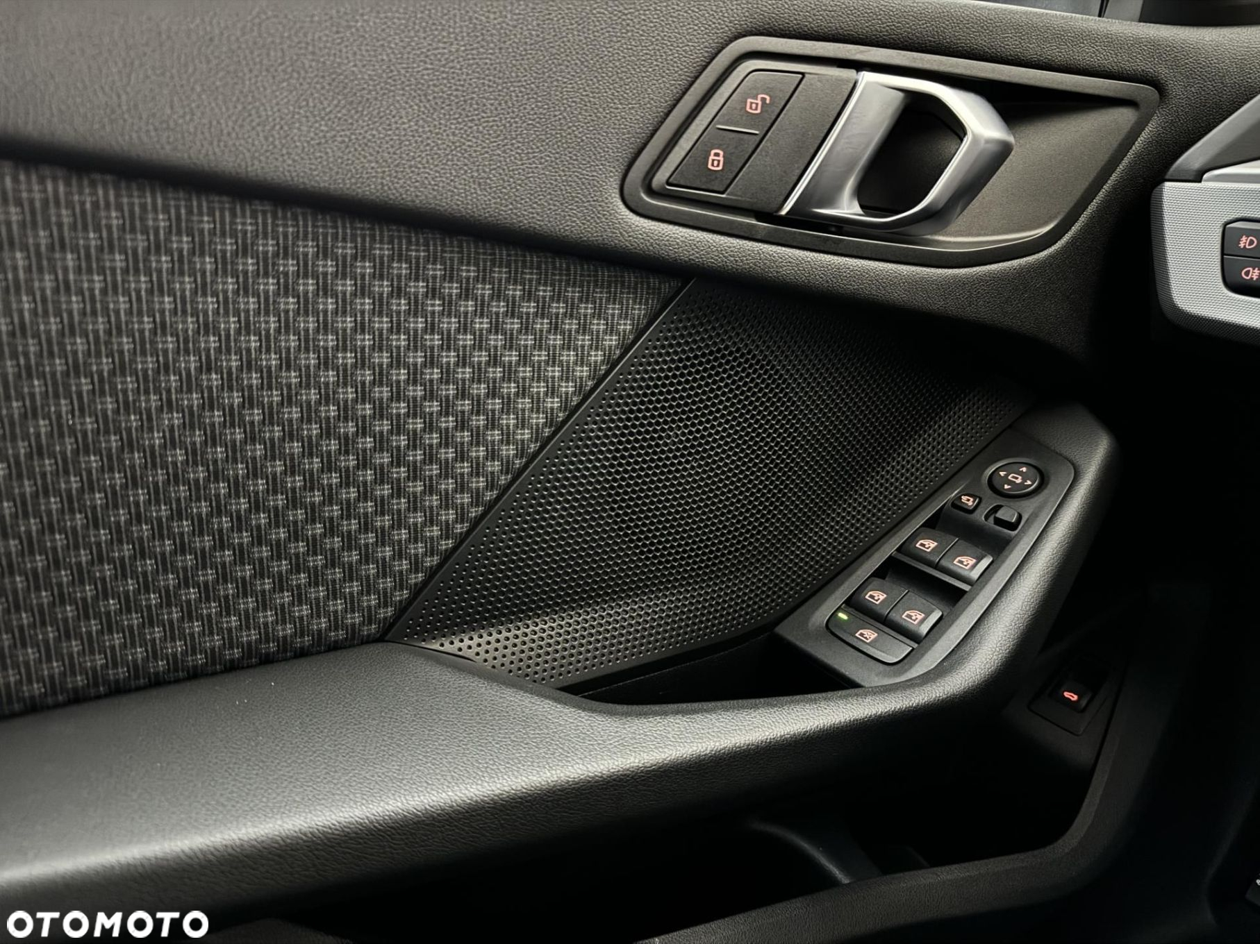 BMW Seria 1 - 23