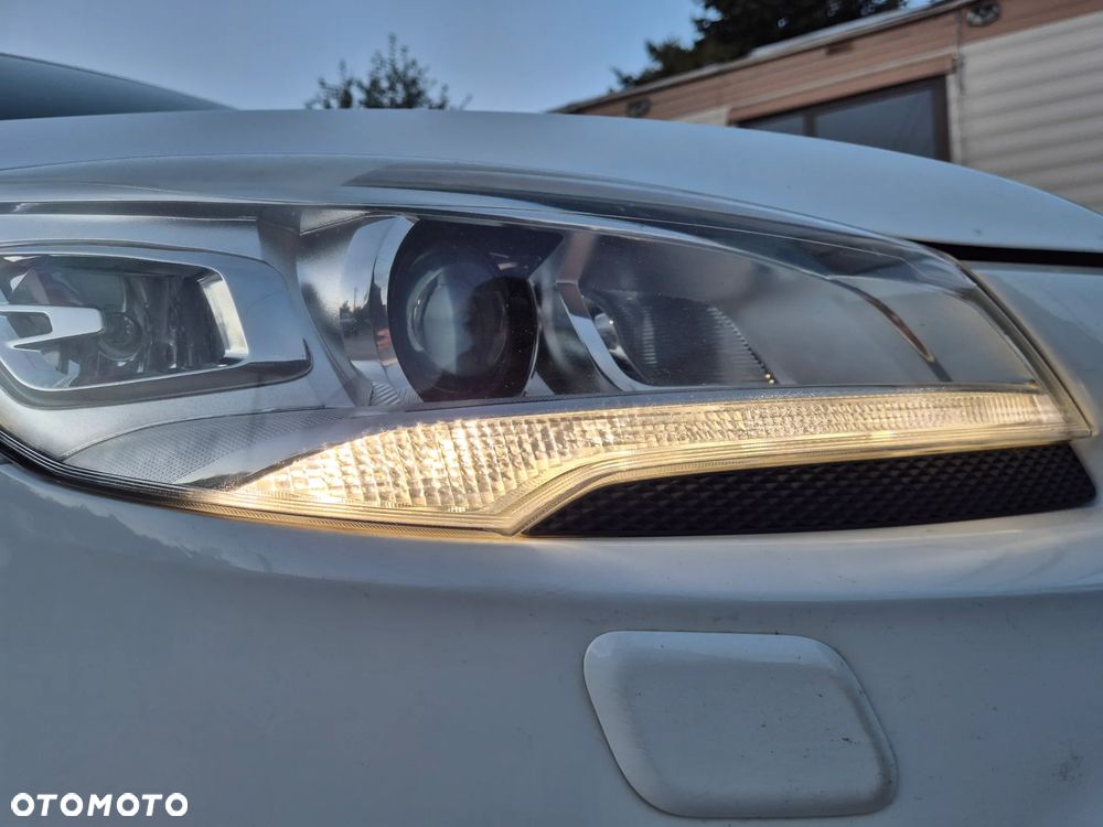 Ford Kuga 2.0 TDCi Titanium - 25