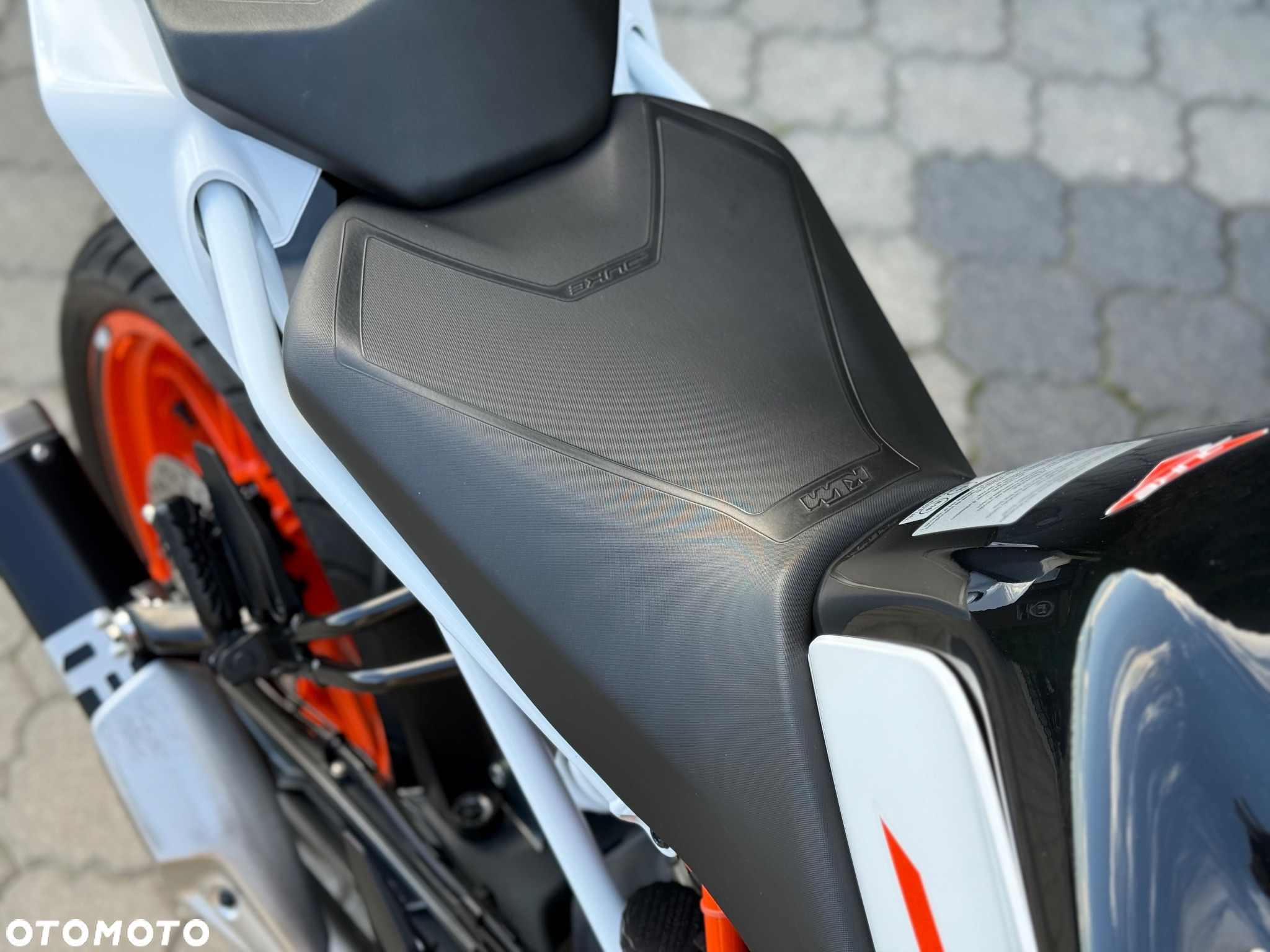 KTM Duke - 17