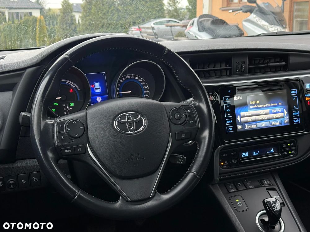 Toyota Auris - 10