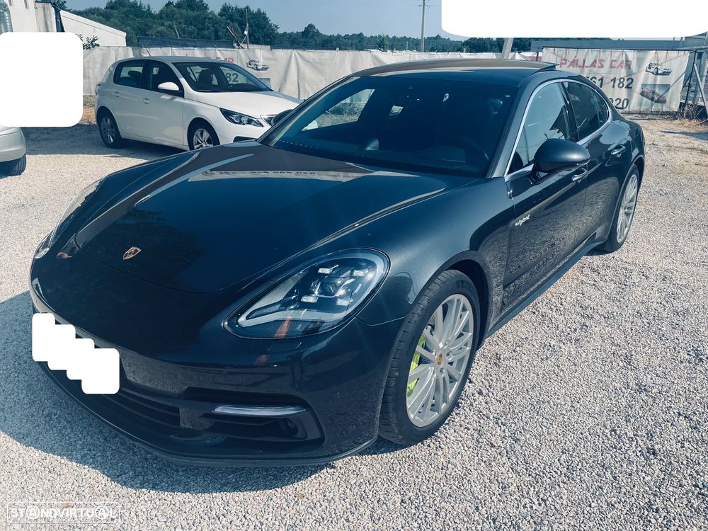 Porsche Panamera 4 E-Hybrid Platinum Edition - 29