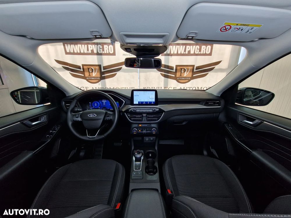 Ford Kuga 2.5 Duratec FHEV 4x4 TITANIUM - 6